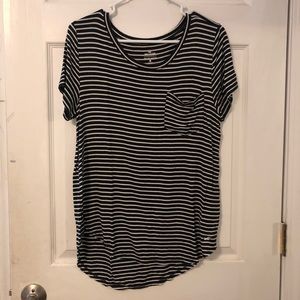 Striped Hollister tee